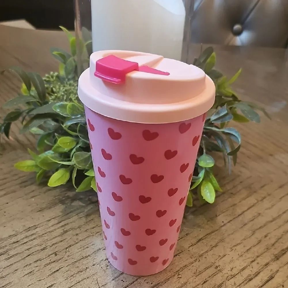 Pink Heart Pattern Tumbler